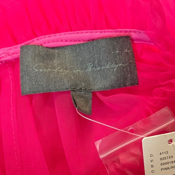 Anthropologie Sunday in Brooklyn Vibrant Pink Ruffled mesh Top - Picture 8 of 9